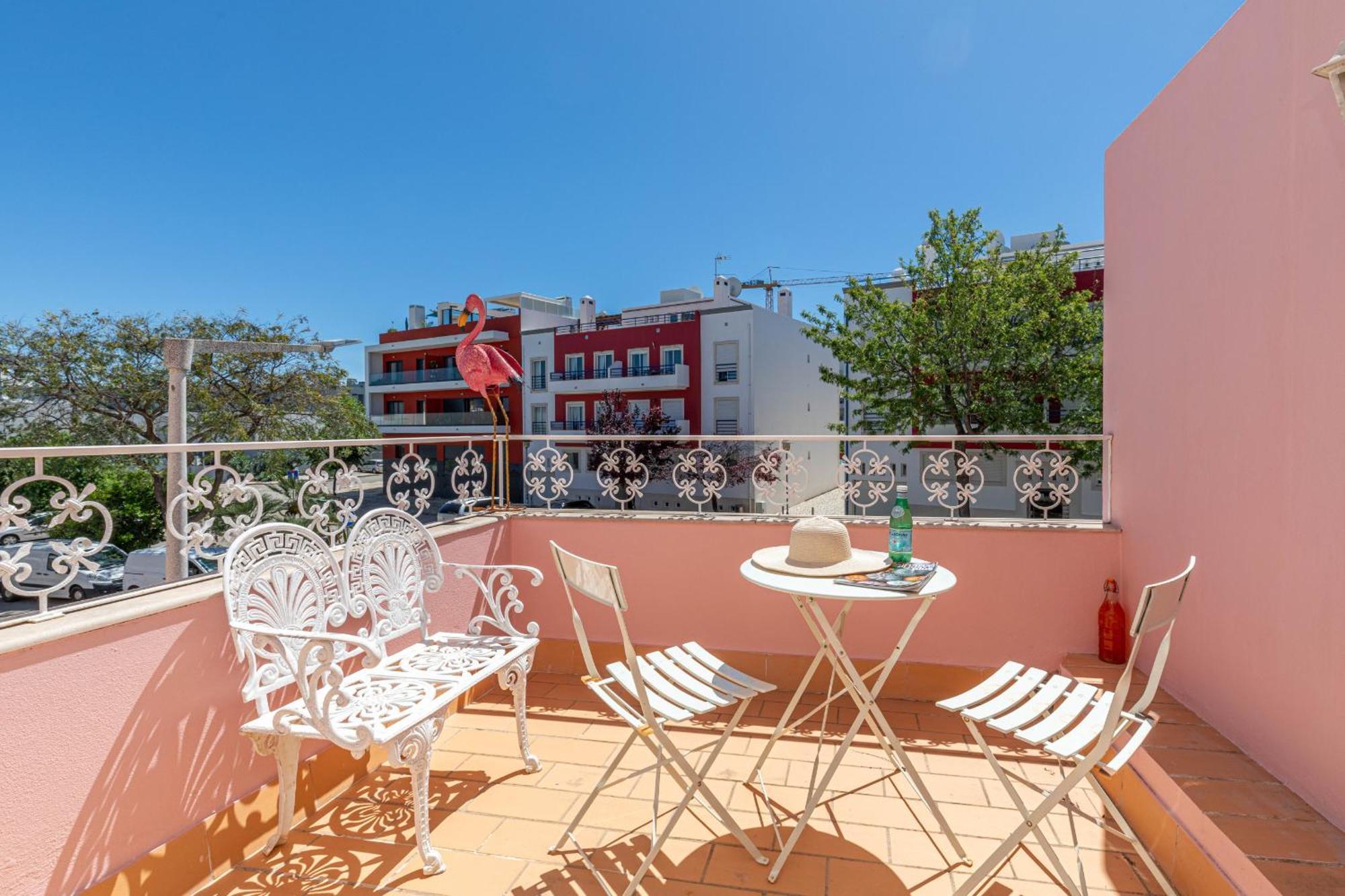 Villa Casa Pink Flamingo Spacious Town Centre *