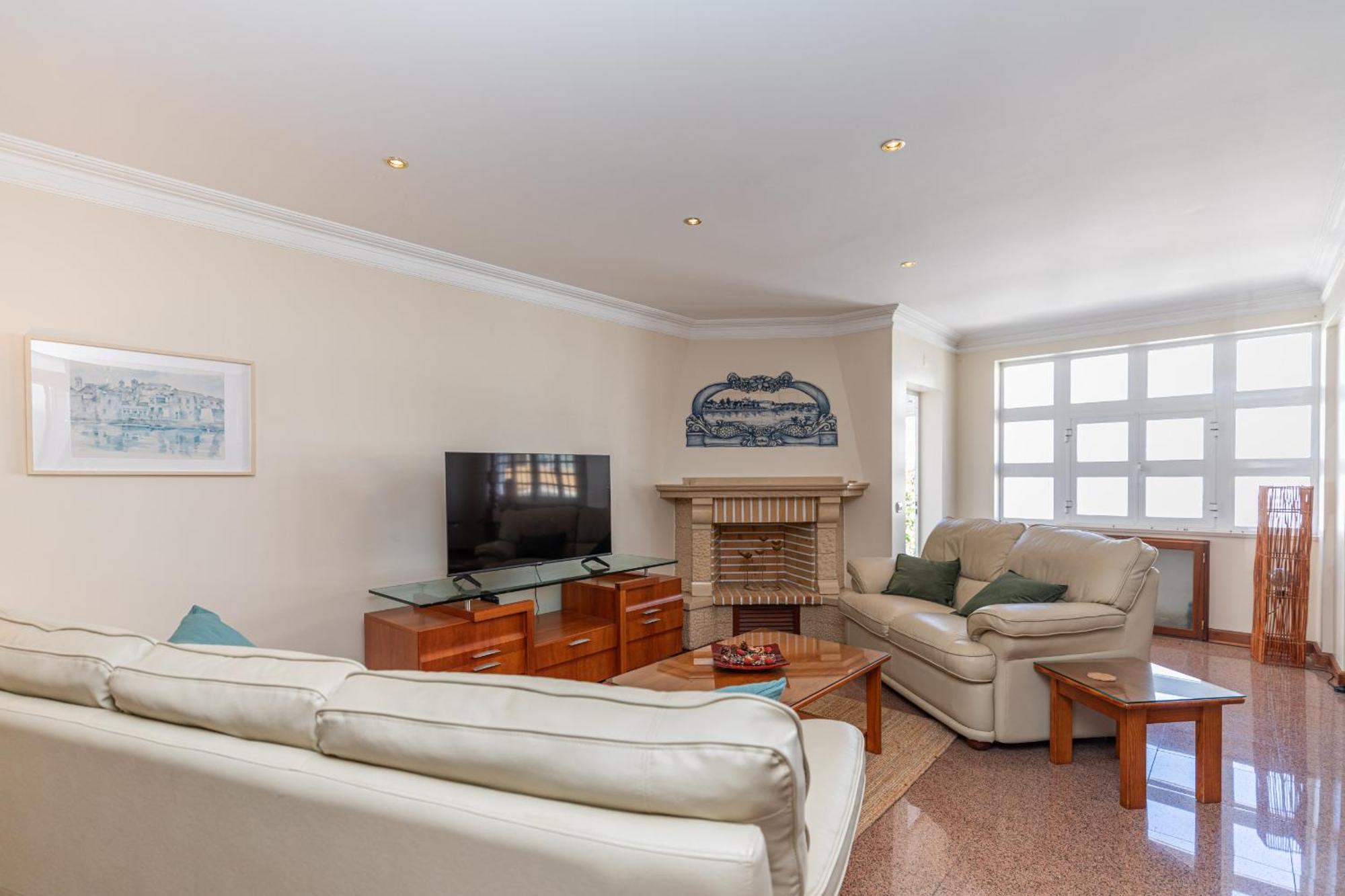 Casa Pink Flamingo Spacious Town Centre Tavira