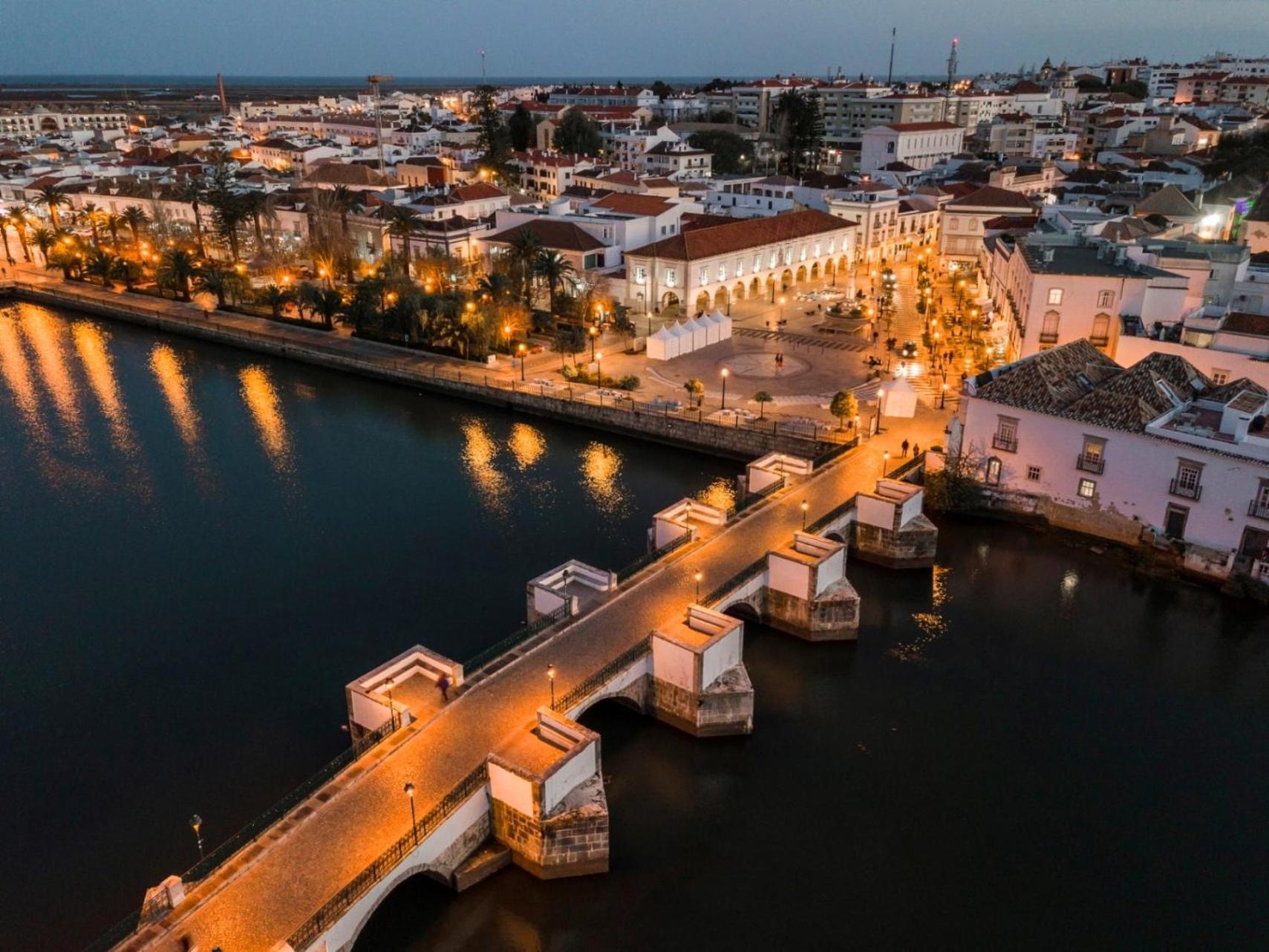 Villa Casa Pink Flamingo Spacious Town Centre Tavira